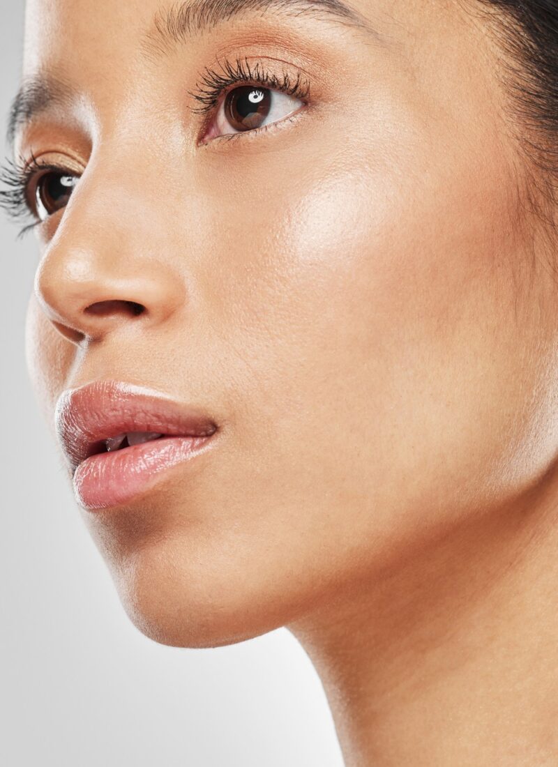 How to Use Vitamin C and Retinol Together for Glowing Skin